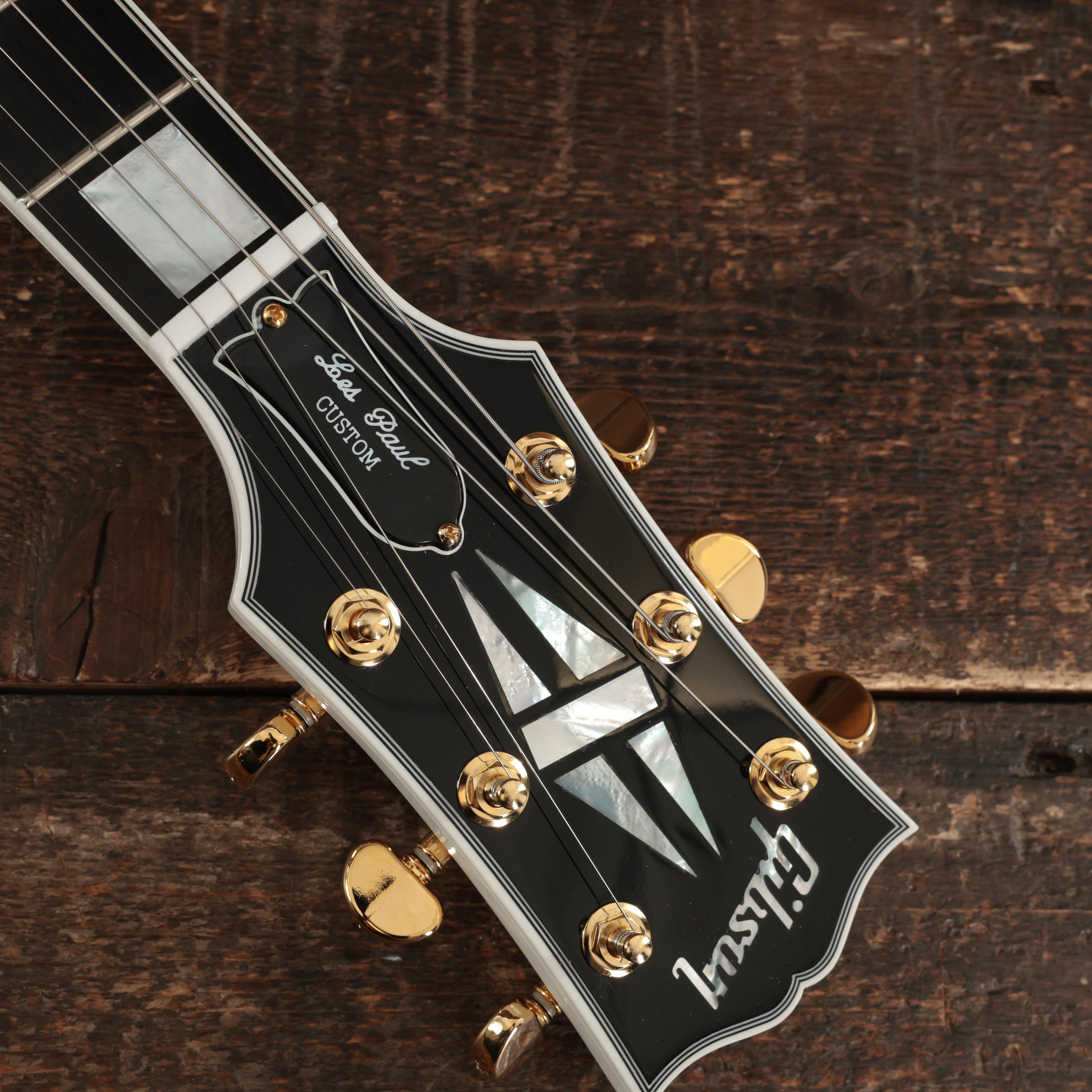 Gibson Custom Shop Les Paul Custom in Alpine White - Andertons